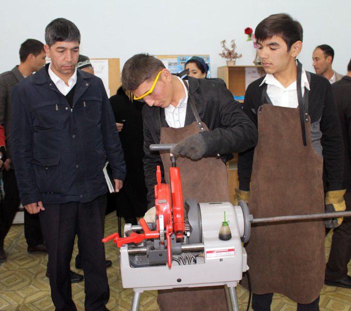 Yosh qizlar bilan rus jinsiy aloqa