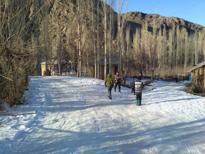 Erkaklar yuziga squirting ayollar porno