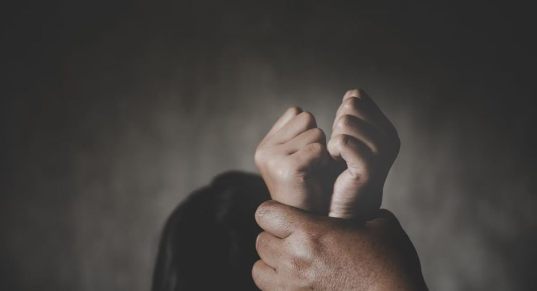 Birinchi shaxsdan rus mulatto porno