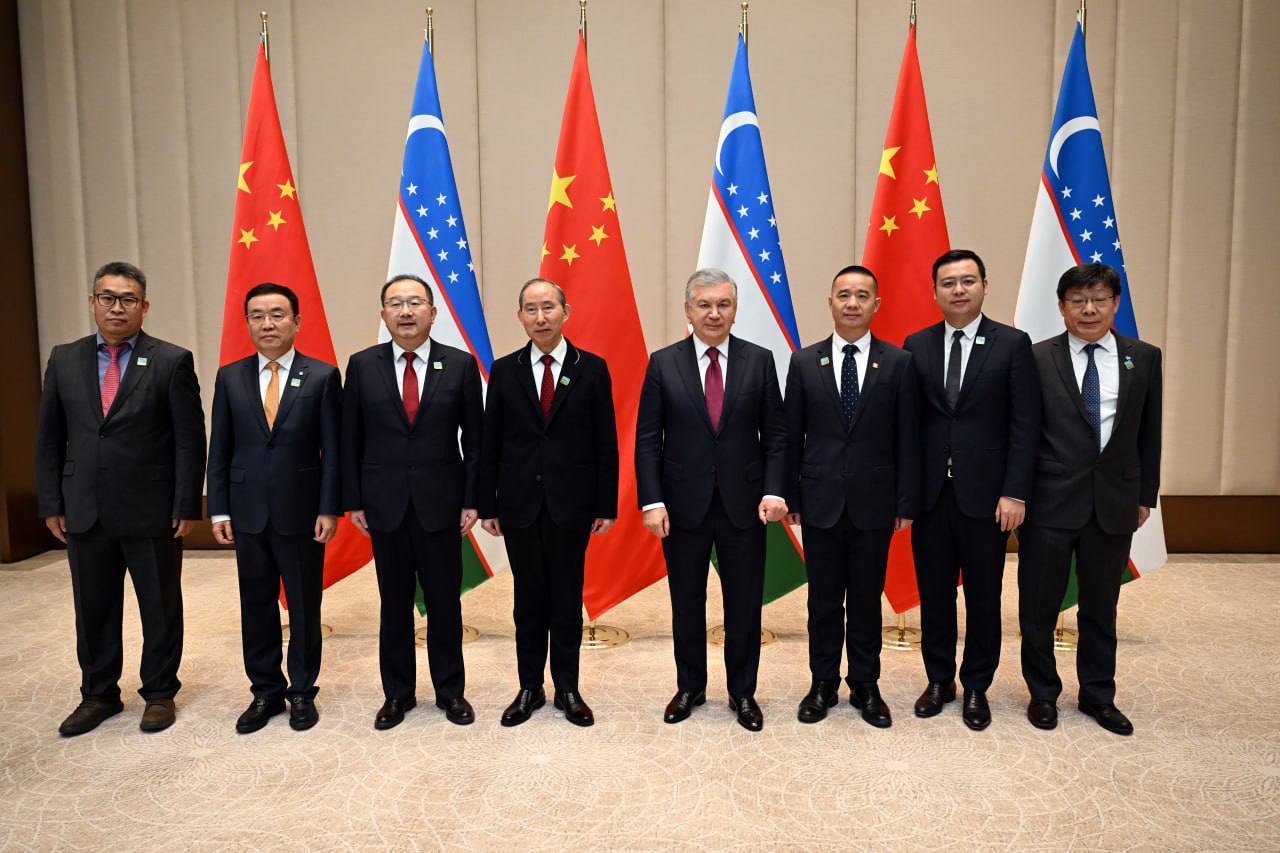 President Mirziyoyev discusses expansion of technology partnership with leading Chinese companies.