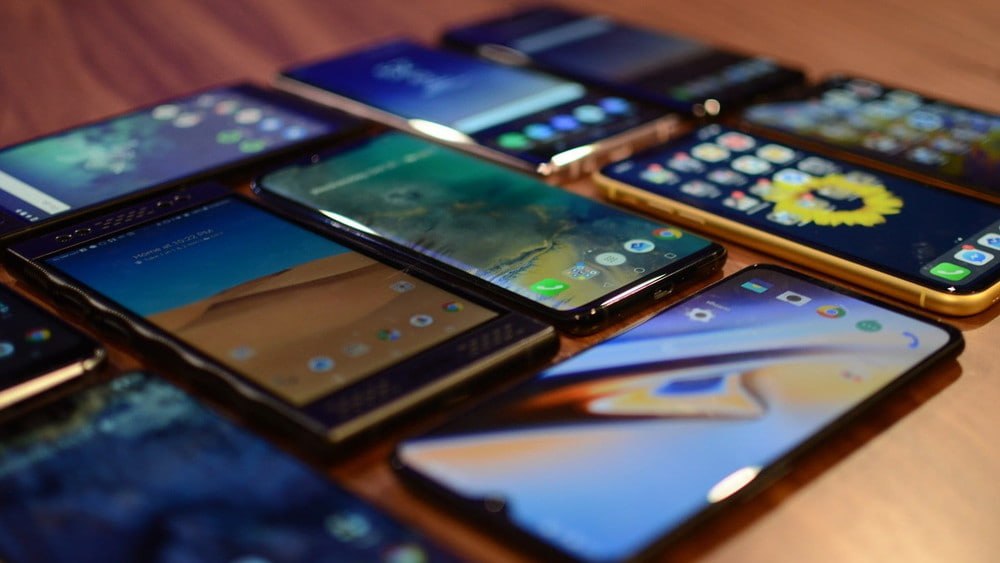 Uzbekistan exports over 4,000 mobile phones in nine months.