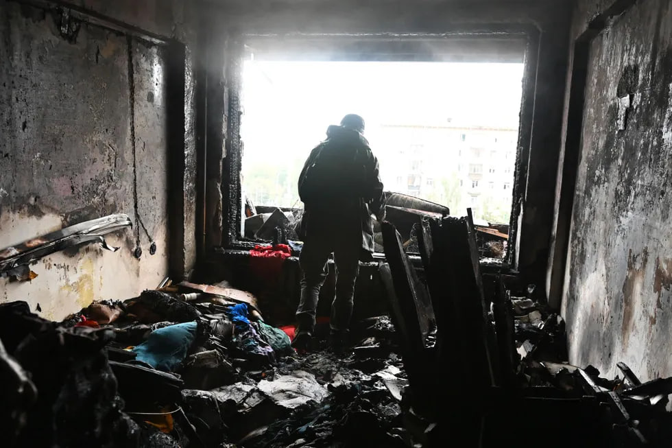 Dengizchilar bilan porno tomosha qiling