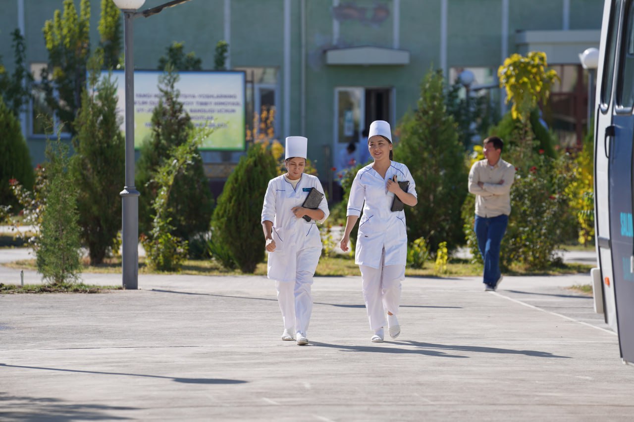 Haqiqiy jinsiy aloqa pozitsiyalari video Tukli jinsiy olatni