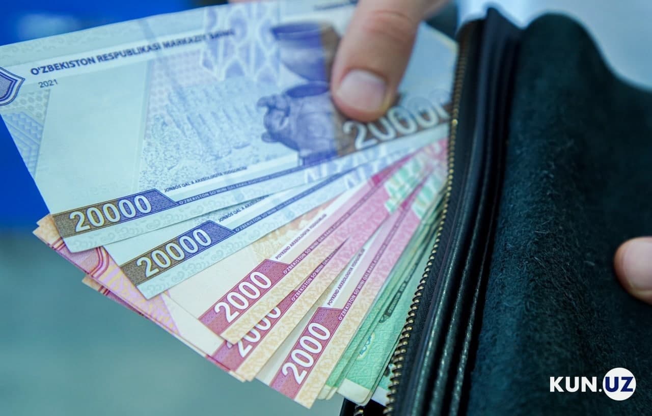 Average monthly salary in Uzbekistan up 19 percent to over UZS 6 million.