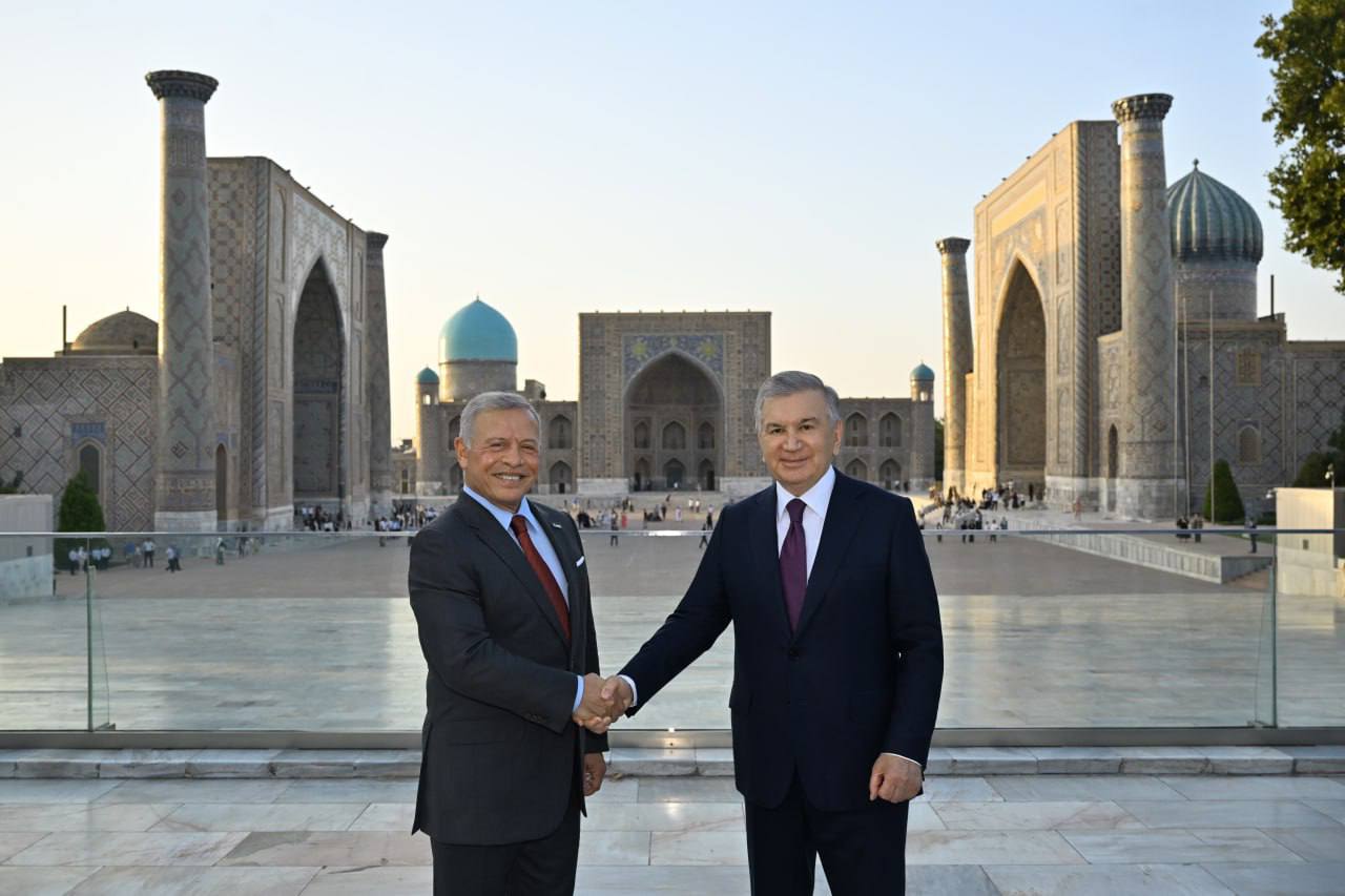 King of Jordan arrives in Uzbekistan, visits Samarkand's historic landmarks.