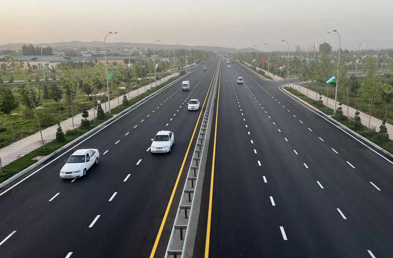 Uzbekistan to upgrade 4,000 km of highways to international autobahn standards.