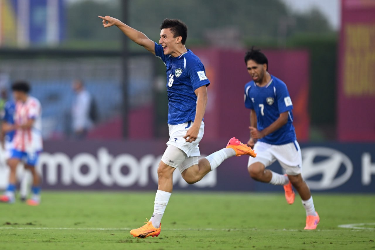 FIFA U-17 World Cup: Uzbekistan defeats Paraguay 2-1.