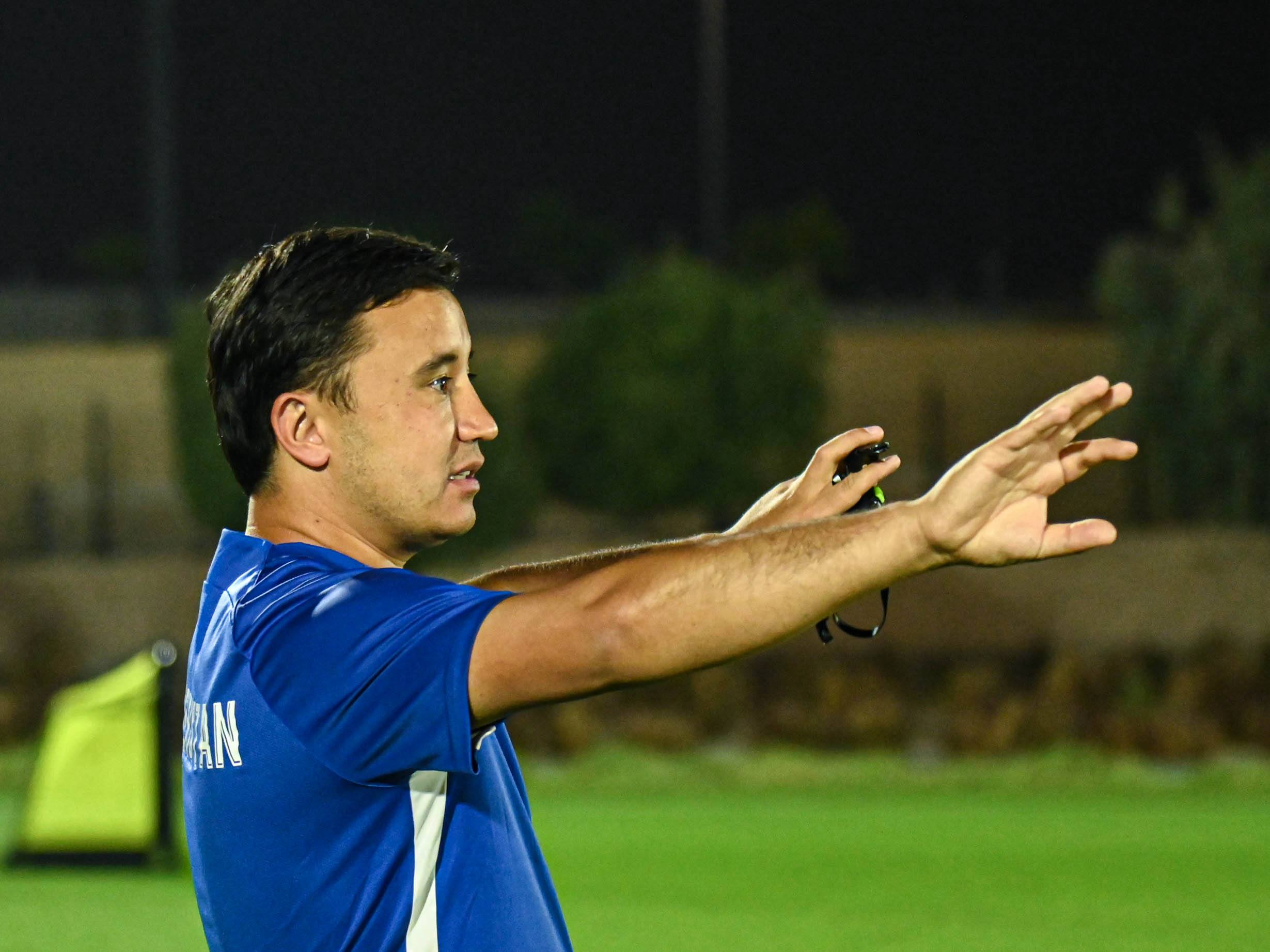 Zoya Kush porno tomosha