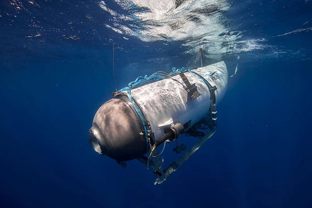 Vaginal kremli oqindi Kari Bayron porno yulduz