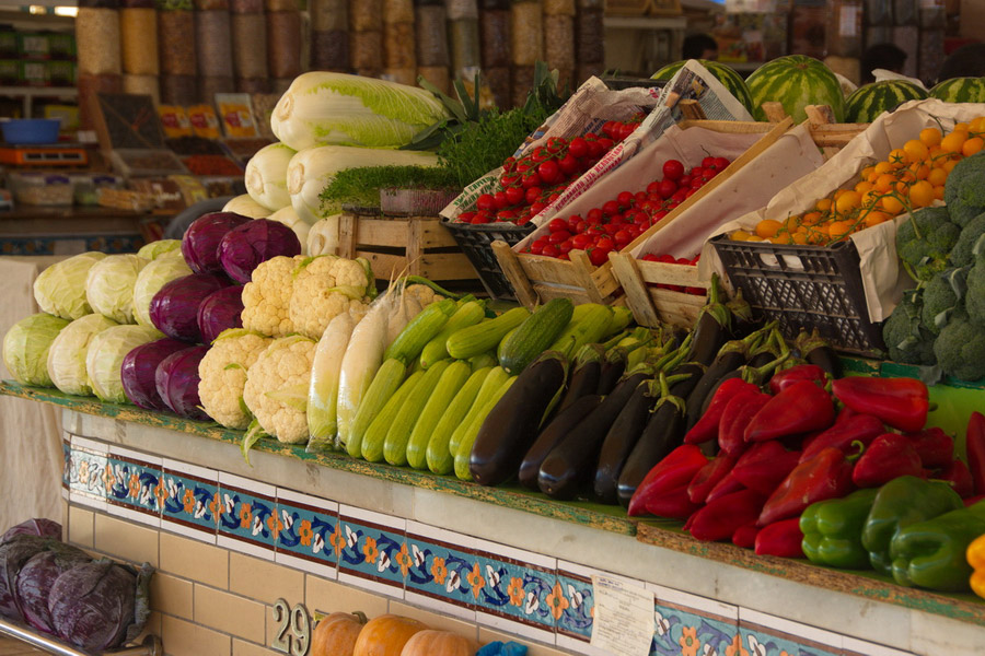 Uzbekistan to digitize 500 markets and service agencies to curb corruption.