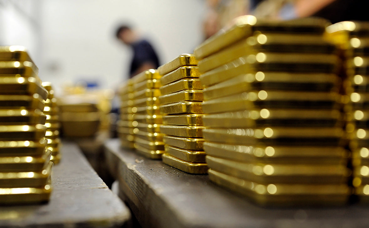 Uzbekistan’s gold holdings drive reserves to historic highs.