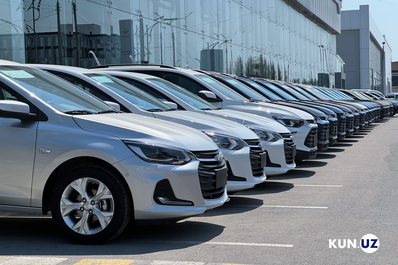 Uzbekistan’s car market sees growing competition as Chevrolet share drops.