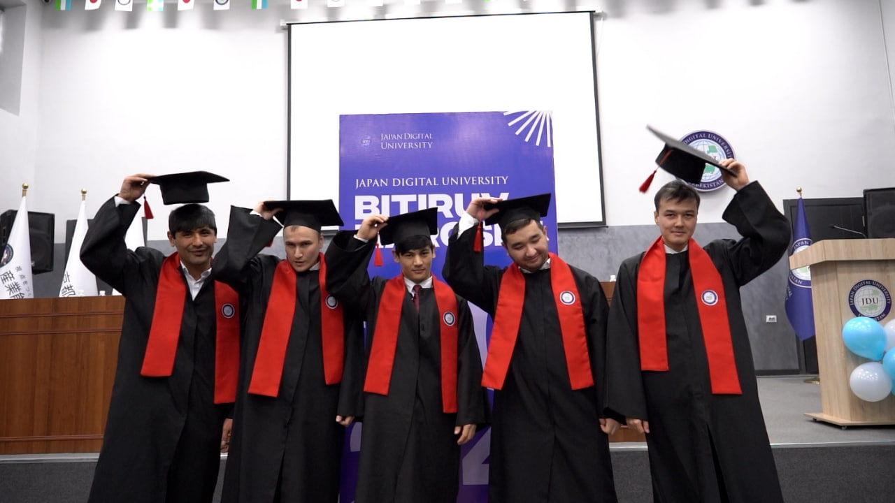 Aloqa uchun erotik rasmlar