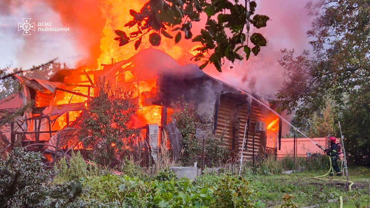 Porno aktrisa Rivas Porno sperma shoxli