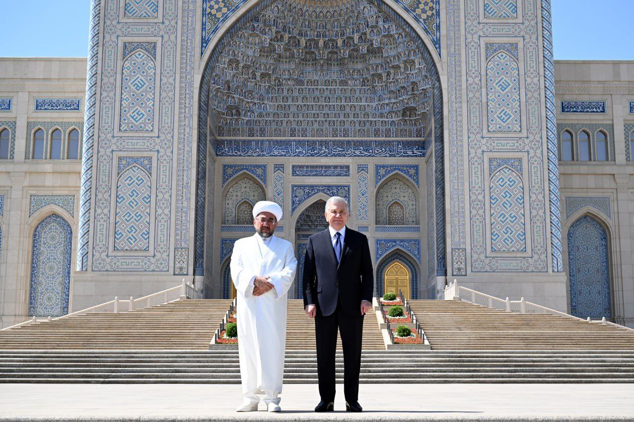 Скайп арқылы жігітіме шешіндім. Мағынасы бар гей порно комикстері