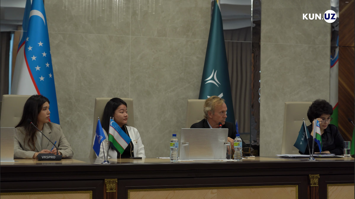 Mogul ayollar bilan jinsiy aloqa sahnalari