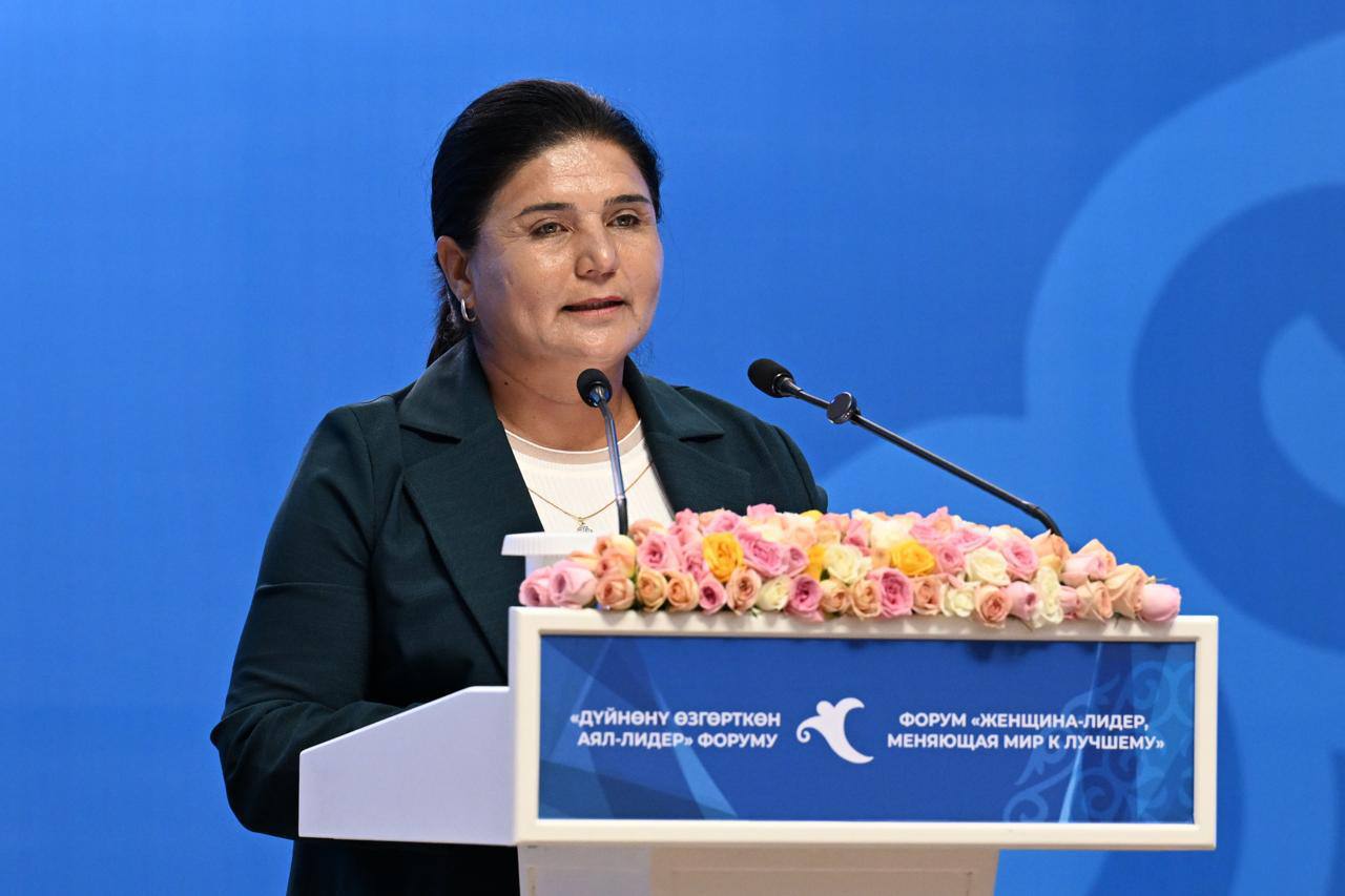 Timiryazevskaya metro bekati yaqinidagi qizlarga qongiroq qiling