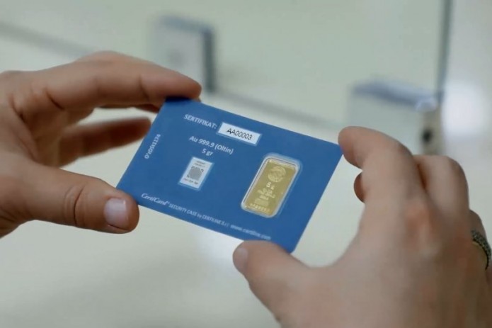 Gold retreats below key threshold in Uzbekistan following global correction.