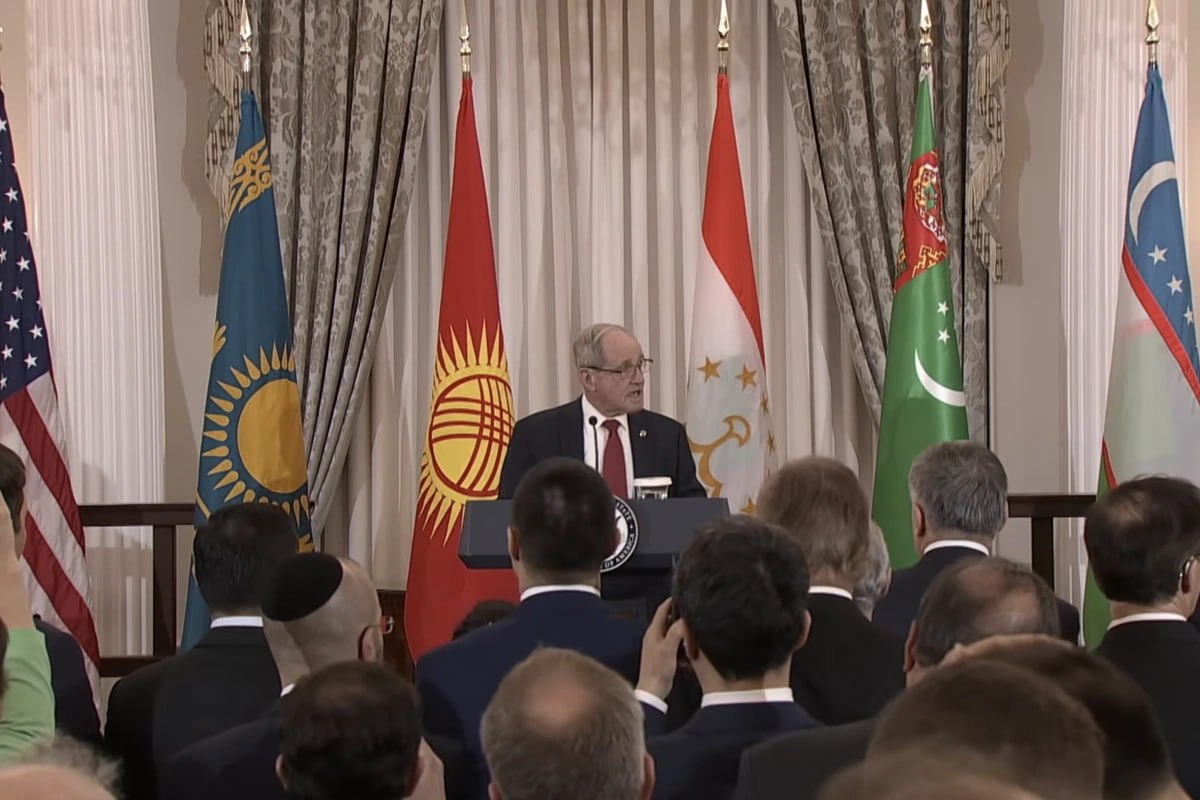 US senator proposes repealing Jackson–Vanik amendment for Central Asia.