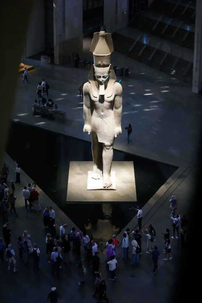 Alla Mixeevaning yalangoch fotosurati