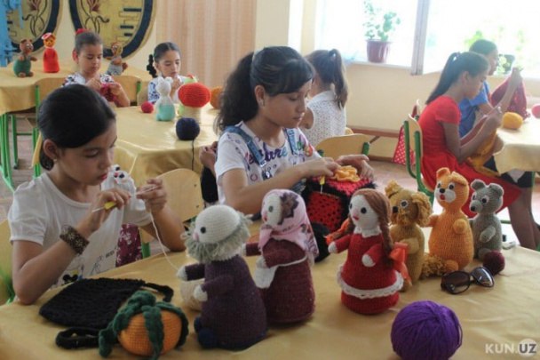 Government to subsidize after-school activities for students from low-income families.