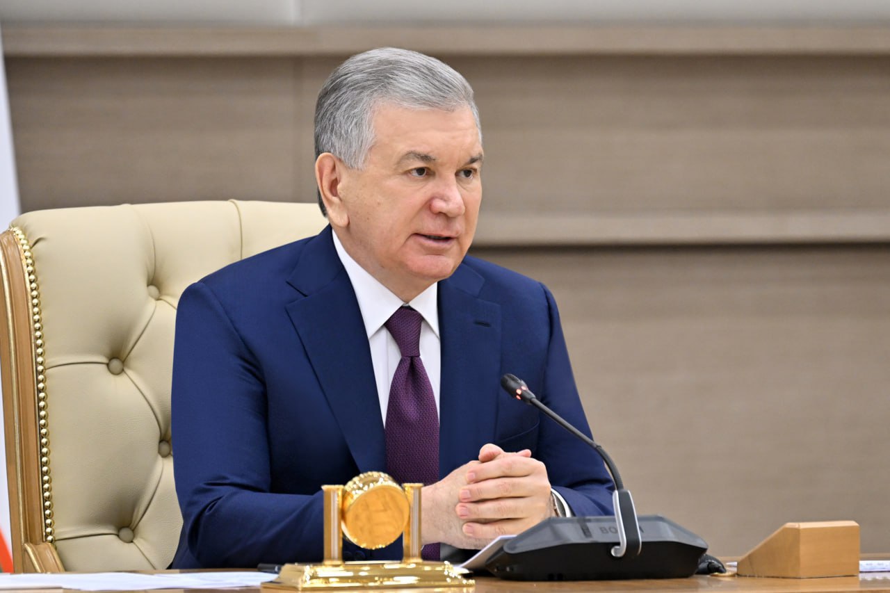 Uzbekistan slashes social tax for greenhouse workers to 1%.