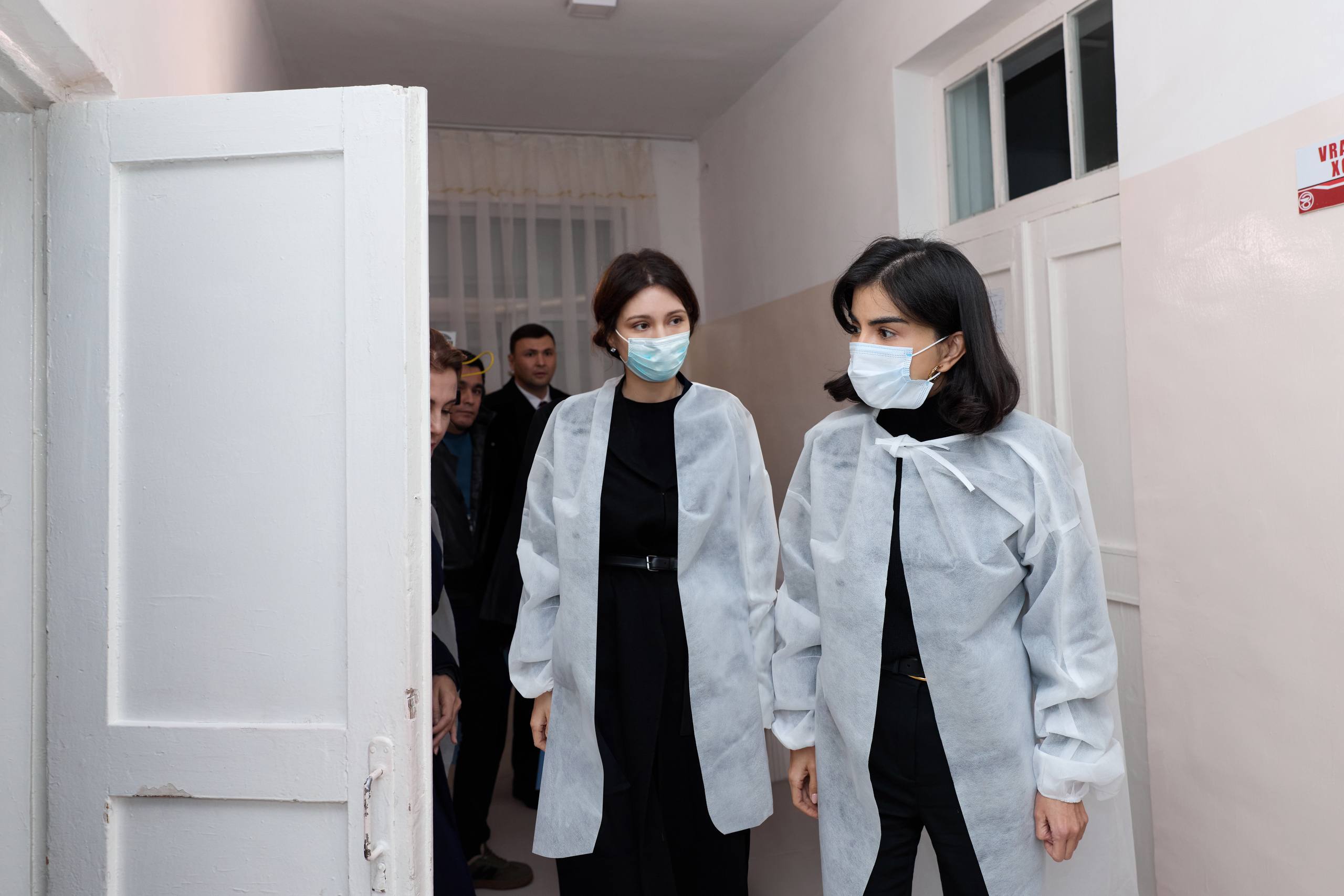 Саида Мирзиёева "Бу — бирламчи тиббий хизмат тизимидаги катта муаммоларнинг акси" Саида Мирзиёева "Бу — бирламчи тиббий хизмат тизимидаги катта муаммоларнинг акси"