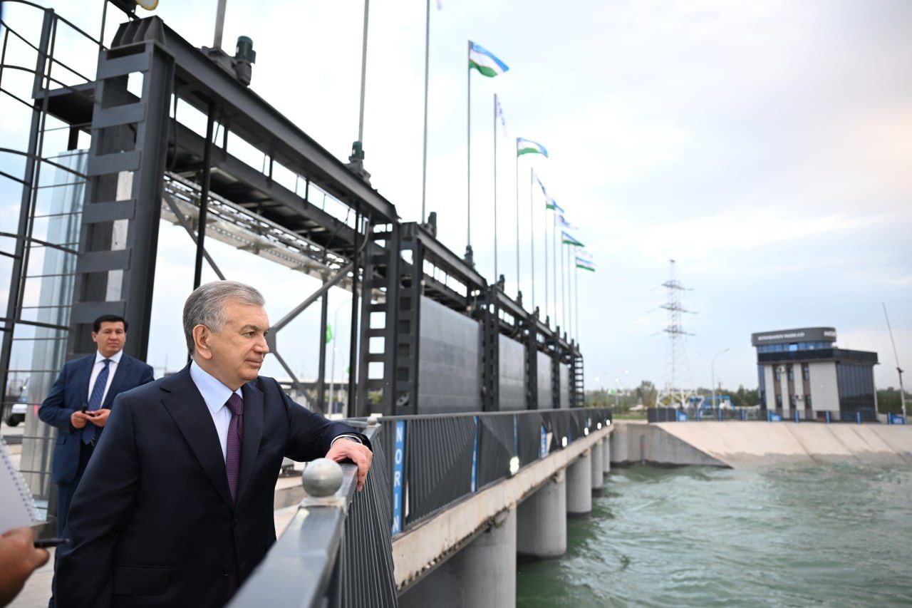 Oldindan orqaga jinsiy aloqa foto 35 yoshli ayol bilan uy qurilishi jinsiy aloqa