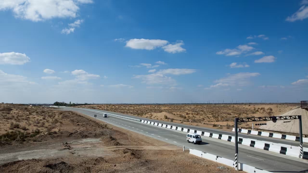 ADB lends $233 million to modernize key road corridor in Uzbekistan.