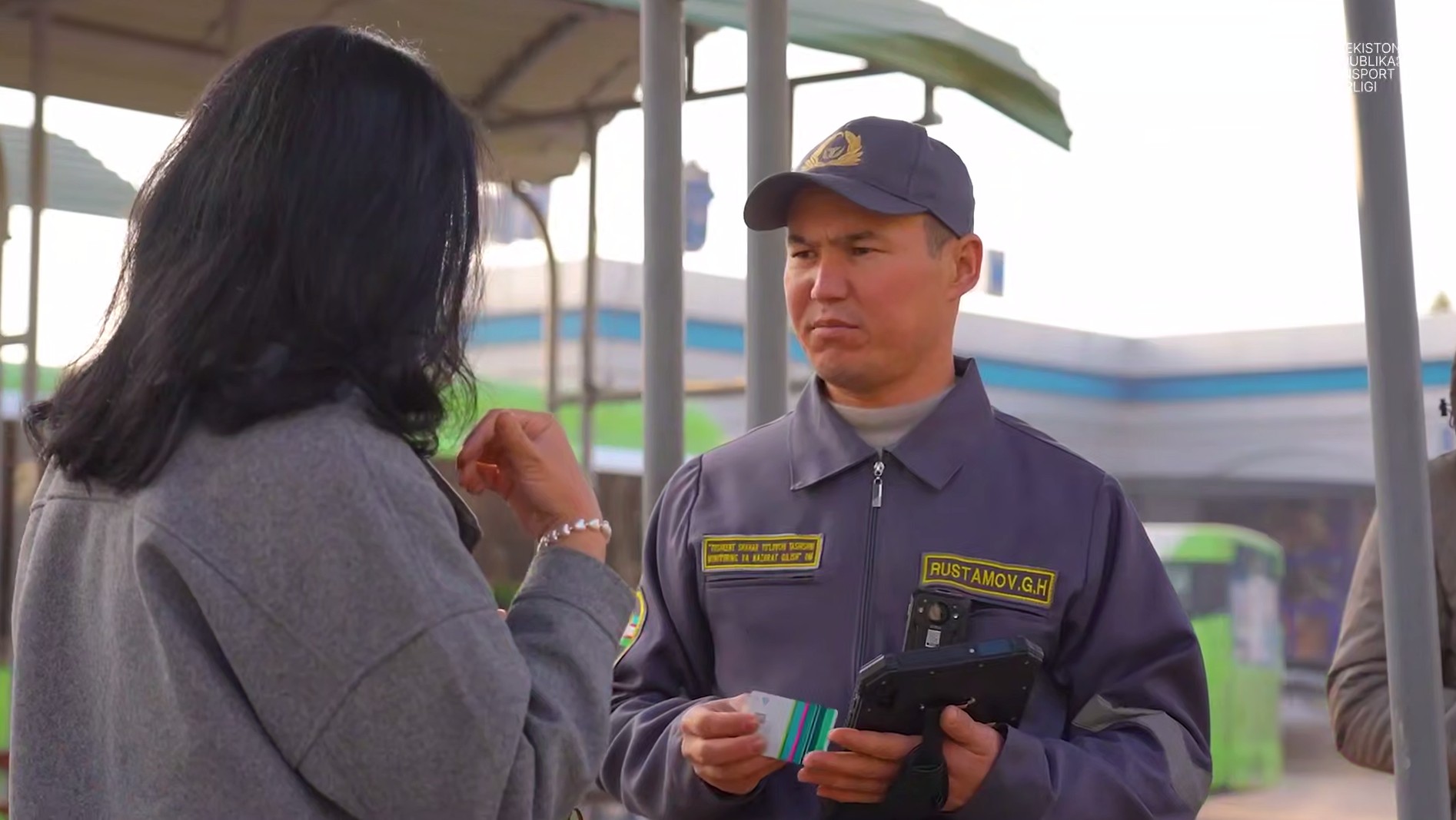 Tashkent steps up inspections against fare evasion on public transport.