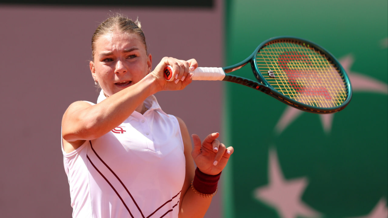 Maria Timofeeva switches nationality to represent Uzbekistan.