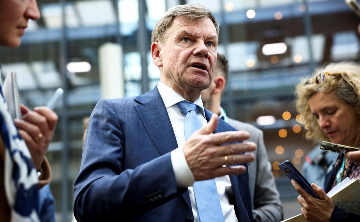 Ferro Network porno etuk xonimlar