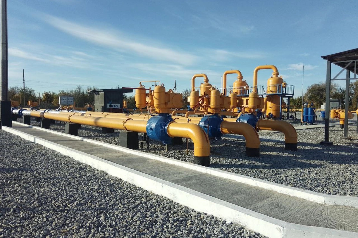 Uzbekistan’s monthly gas imports from Russia and Turkmenistan up.