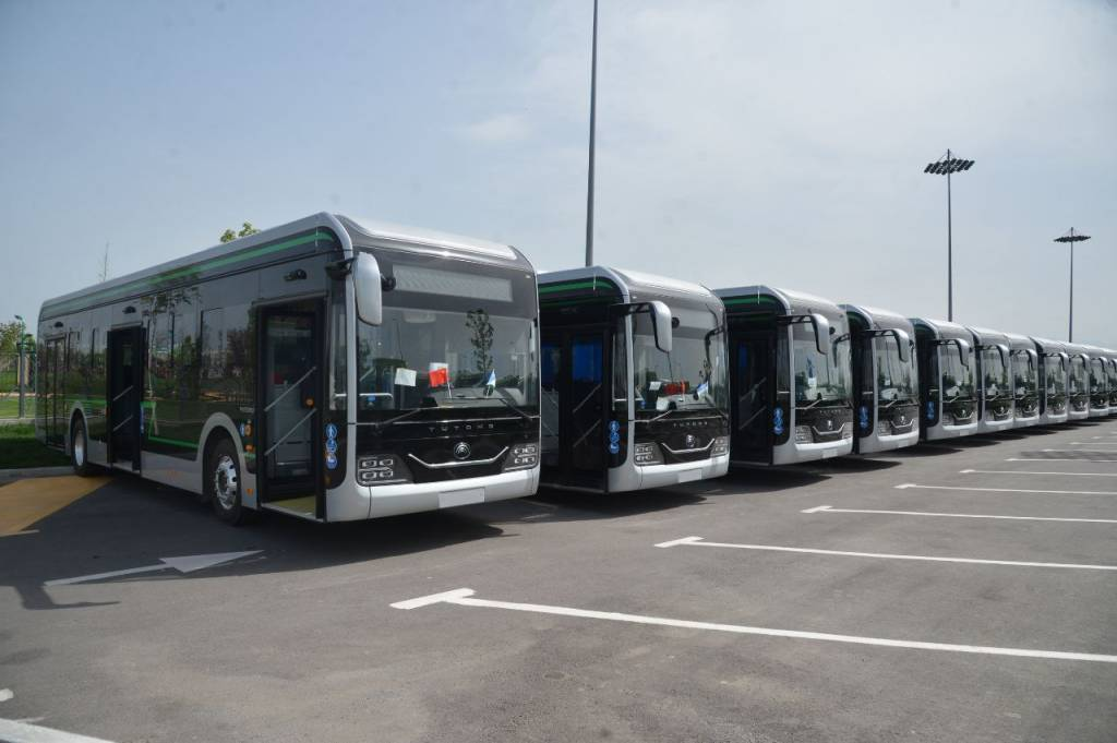 Tashkent to expand public transport fleet with 200 new electric buses in October.