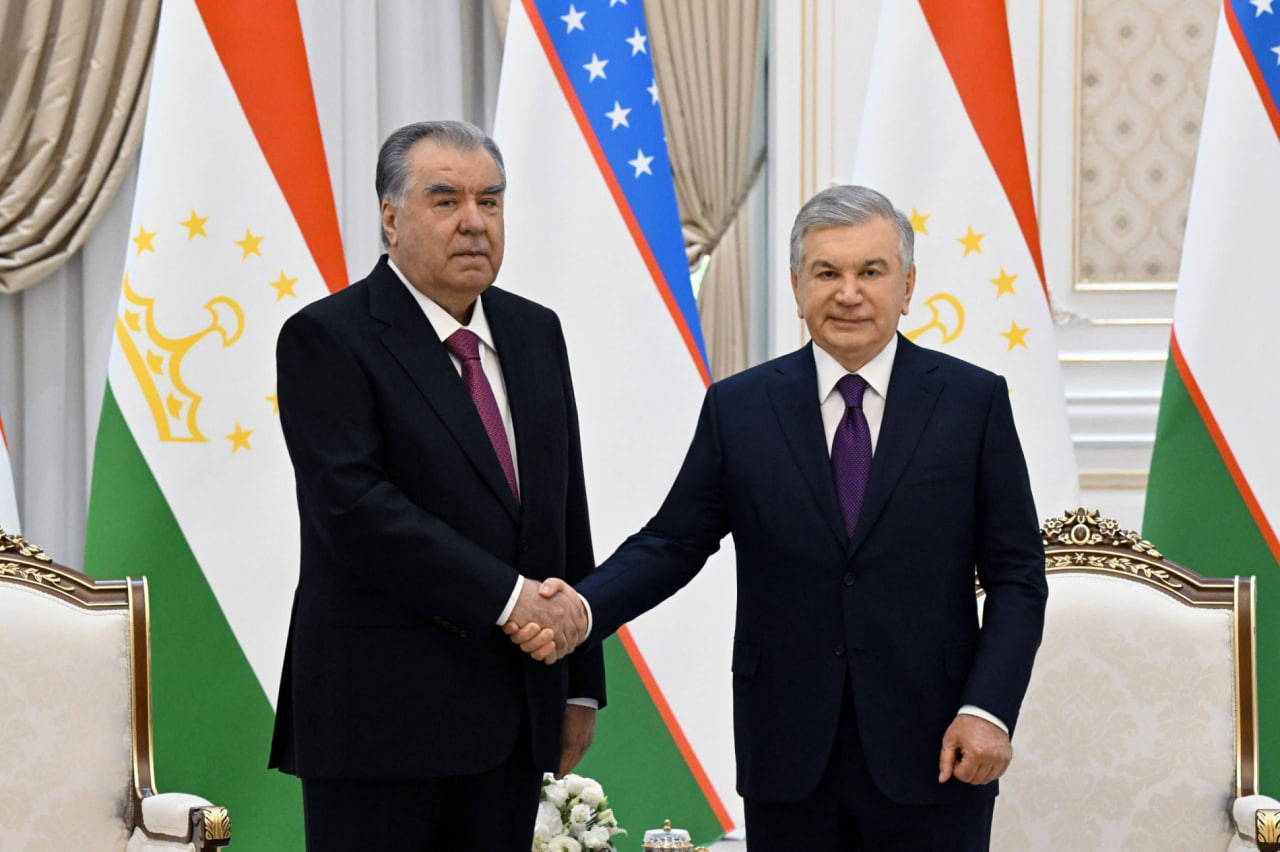 Uzbekistan and Tajikistan aim to double bilateral trade to $2 billion by 2030.