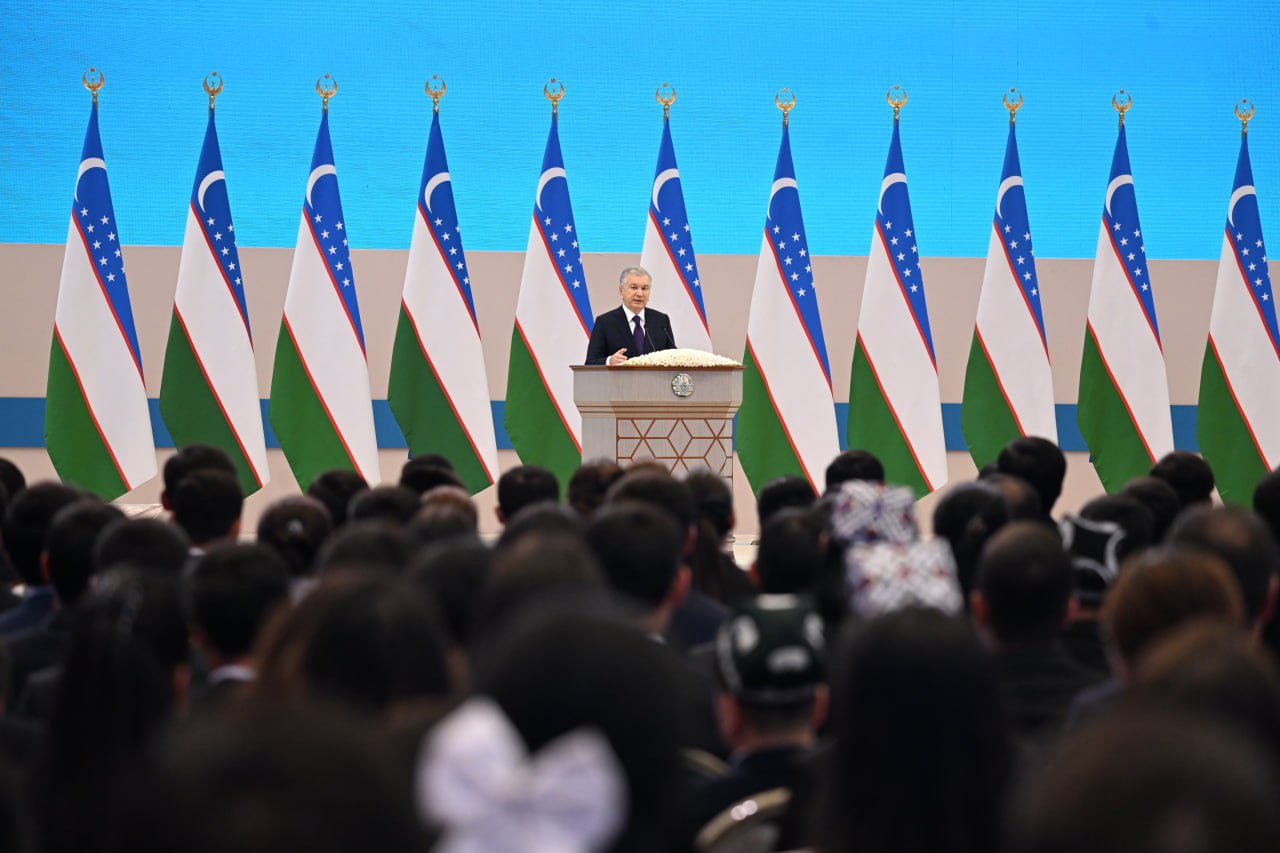 Uzbekistan approves new program to employ high school graduates who don’t enroll in university.