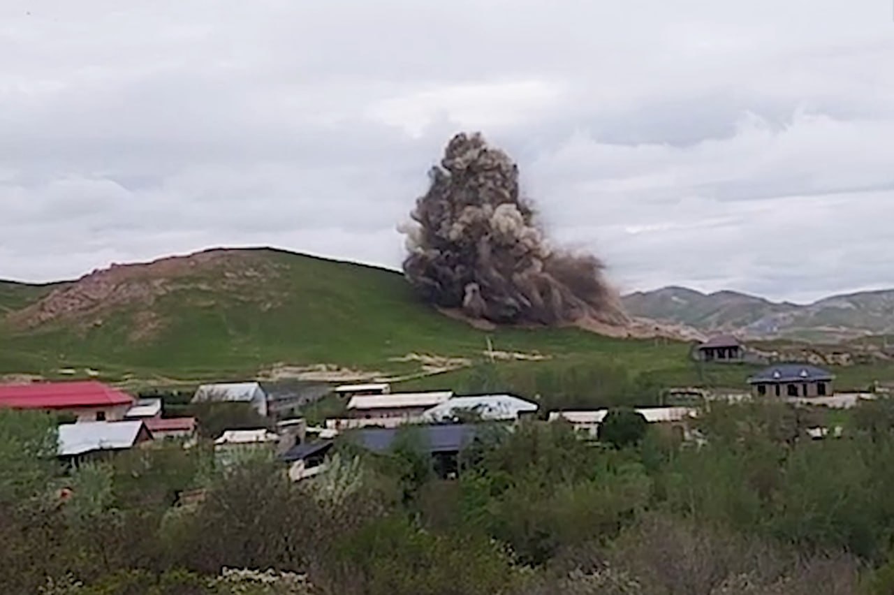 Flying rocks from mine blast terrify Samarkand 