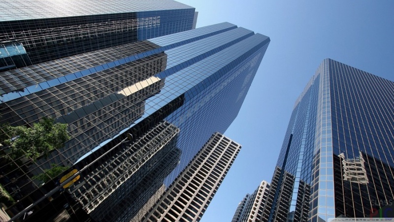 Pantiessiz etuk ayolning yalangoch fotosuratlari