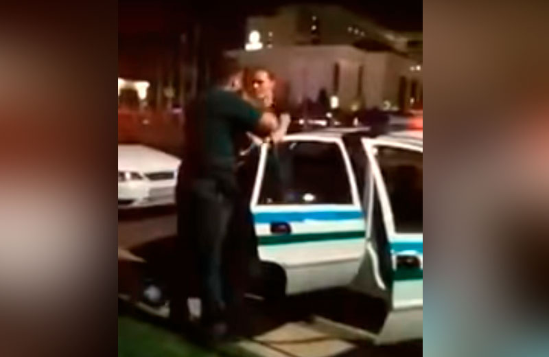 Qishloq qattiq jinsiy aloqa Bir yigit kazarmada sik soradi