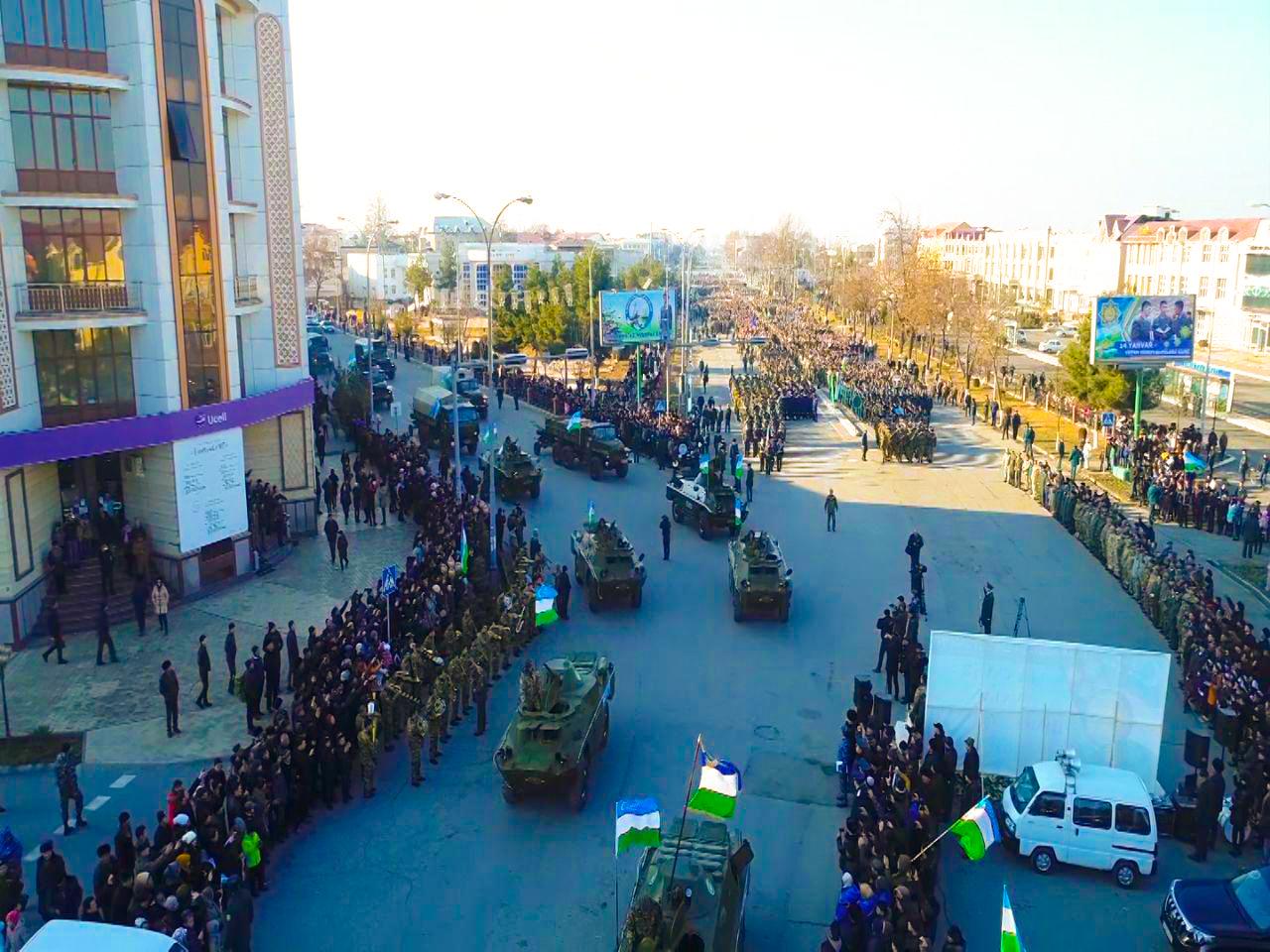 Погода андижан. Андижан. Андижан 2015. Каток в Андижане. Парады в Андижане.