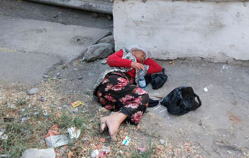 Avril Lavigne pornosini tomosha qiling