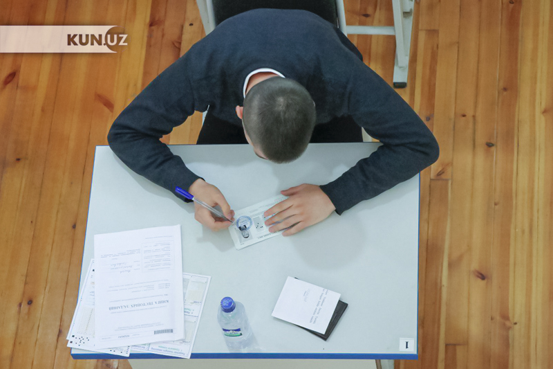 Qizlardagi sperma fotosuratlari Brunette massaj porno video uchun keldi