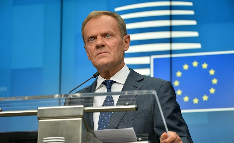 Еврокенгаш раҳбари Дональд Туск ватанидаги хотира тадбирларига бормаслигини айтди
