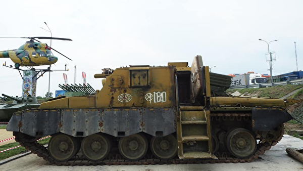 Россияда "ядровий уруш машинаси" деб номланган танк топилди