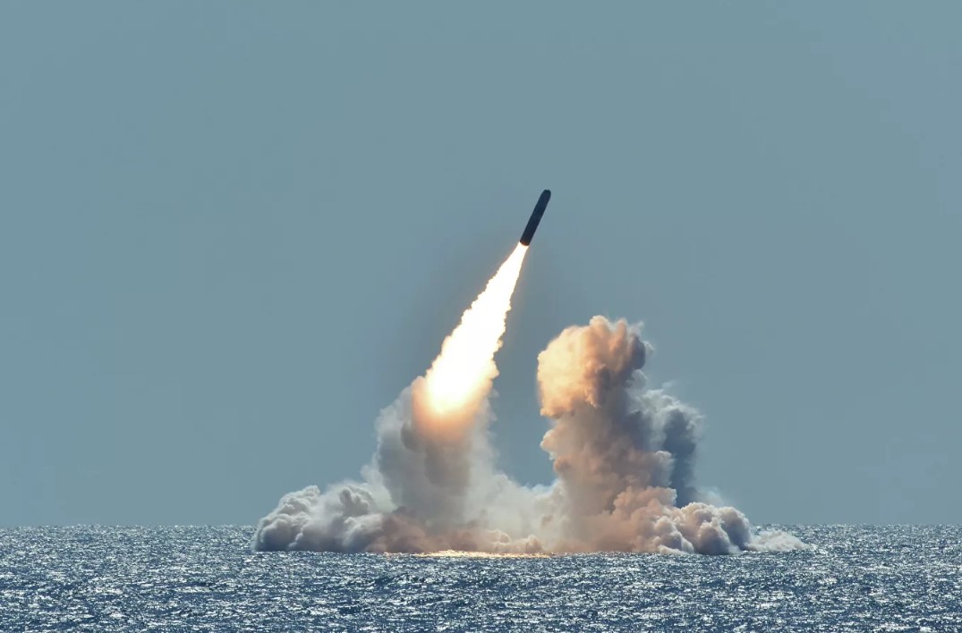 АҚШ Европадан ядро қуролини олиб чиқишдан бош тортди