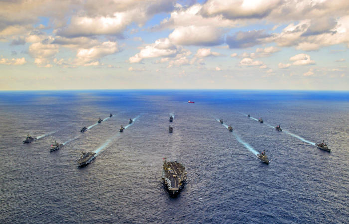 АҚШ Японияни Хитой билан ихтилофда қўллаб-қувватлашини тасдиқлади