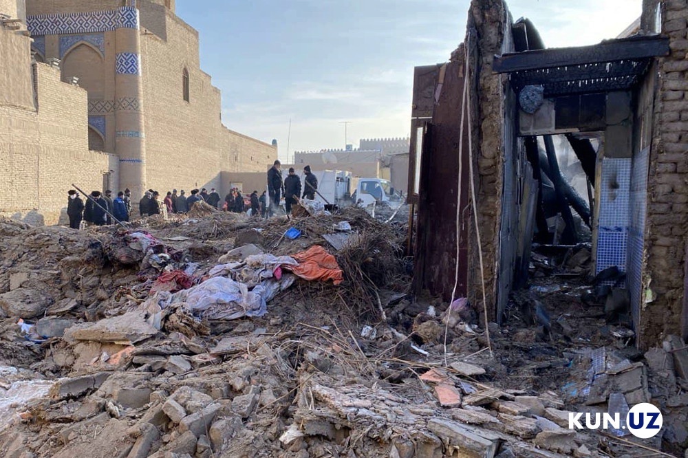 Ular bir qizni pornoga suratga olishdi