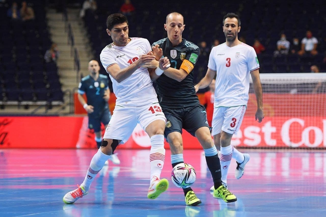 Iran's Mobarakeh Sepahan football team vs Uzbekistan's Olmaliq football  team in pics