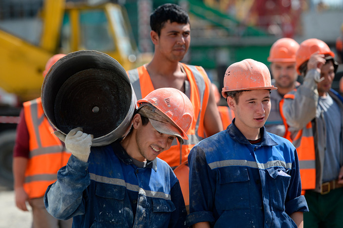 Suvli dumbalarning erotik fotogalereyasi