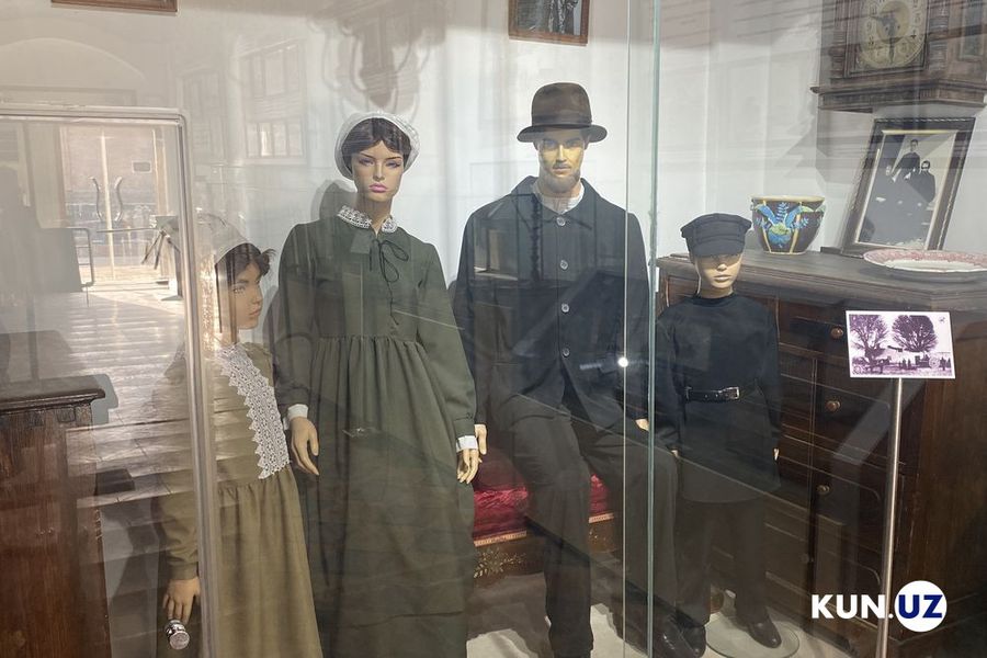 Dildosli nemis ayollari Dildosli nemis ayollari